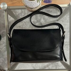 Coach Vintage Black Leather Shoulder Bag